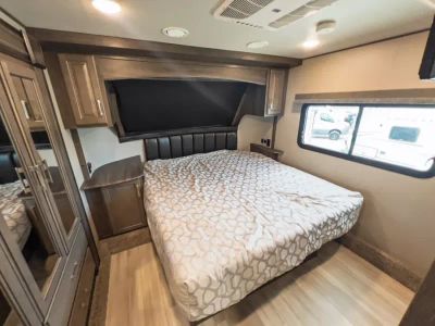 2021 Grand Design SOLITUDE — photo 15 view