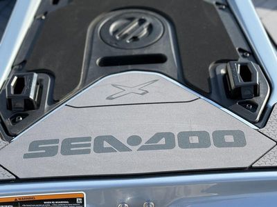 2025 Sea-Doo RXP-X 325 Tech, BRP Premium A, iBR Ice Metal / Manta Green - Photo 10