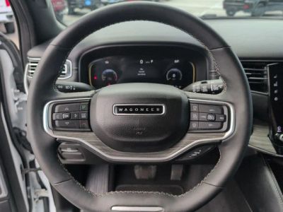 2024 Jeep Wagoneer — photo 10 view