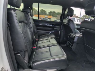 2024 Jeep Wagoneer — photo 20 view