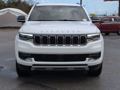 2024 Jeep Wagoneer — photo 8 view
