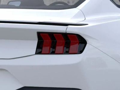 2026 Ford Mustang - Photo 21