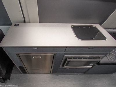 2025 Entegra Coach Insignia — photo 12 view