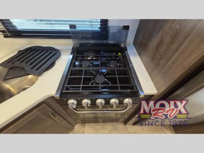2023 Forest River RV Flagstaff Super Lite - Photo 10