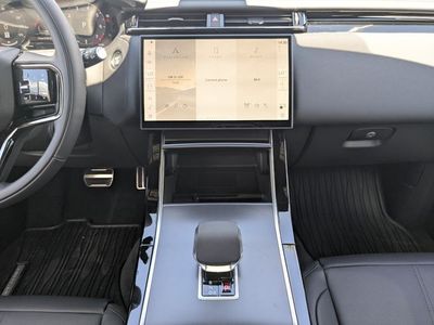 2026 Land Rover Range Rover Velar - Photo 17
