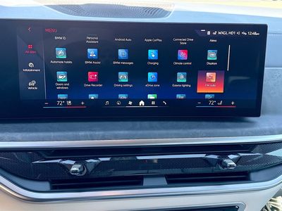 2026 BMW X5 — photo 31 view