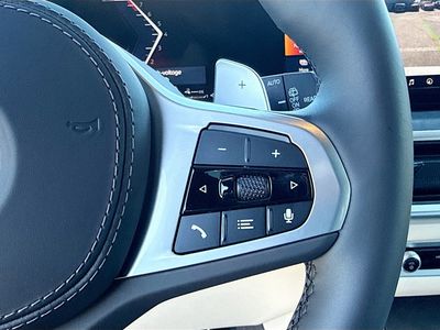 2026 BMW X5 — photo 40 view