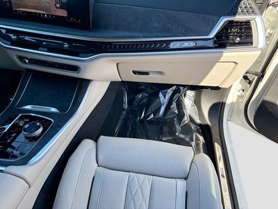 2026 BMW X5 — photo 19 view