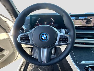 2026 BMW X5 — photo 41 view