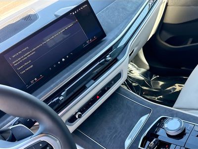 2026 BMW X5 — photo 29 view