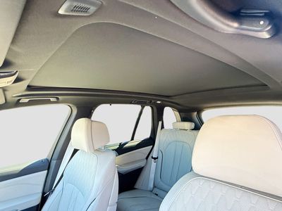 2026 BMW X5 — photo 28 view