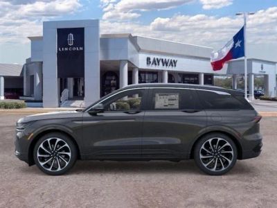 2026 Lincoln Nautilus — rear three-quarter view