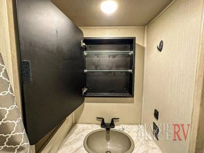 2023 Forest River Wildcat - Photo 27