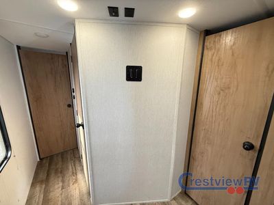 2024 Forest River RV Cherokee - Photo 9