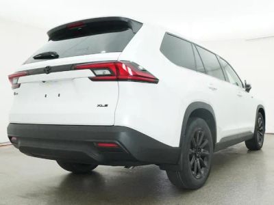 2026 Toyota Grand Highlander - Photo 2