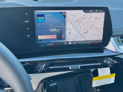 2026 BMW X1 — photo 10 view