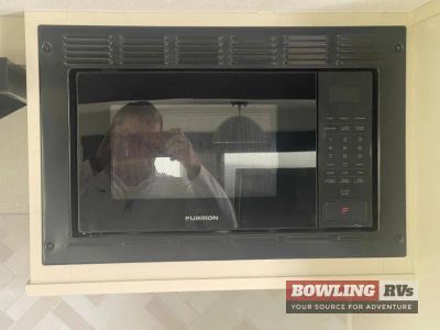 2026 Wildwood Heritage Glen 308RL — photo 15 view