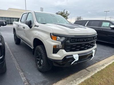 2026 Chevrolet Silverado 1500 - Photo 2