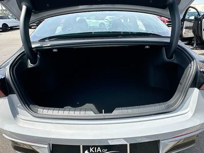 2026 Kia K5 — photo 27 view
