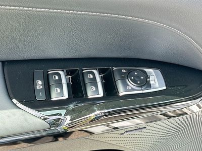 2026 Kia K5 — photo 18 view
