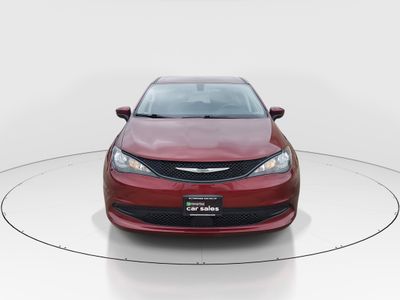 2022 Chrysler Voyager - Photo 2