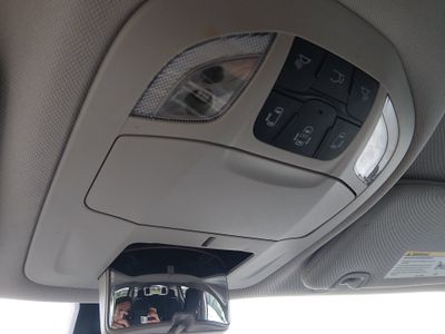 2022 Chrysler Voyager - Photo 19