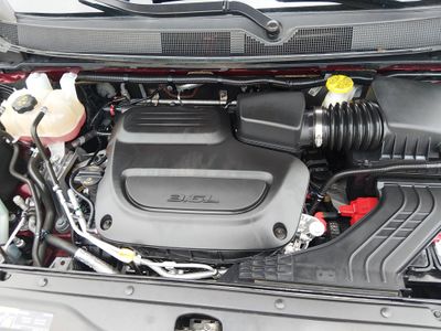 2022 Chrysler Voyager - Photo 9