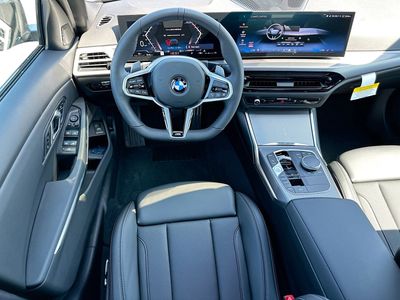2026 BMW 3 Series — photo 17 view