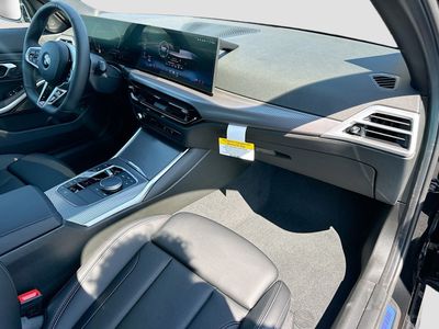 2026 BMW 3 Series — photo 24 view