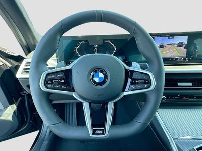 2026 BMW 3 Series — photo 8 view
