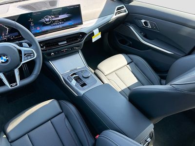 2026 BMW 3 Series — photo 18 view
