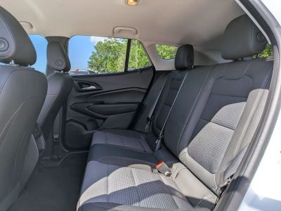 2025 Chevrolet Trax - Photo 27