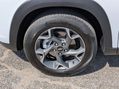 2025 Chevrolet Trax - Photo 9
