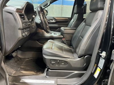 2021 Chevrolet Suburban — photo 9 view