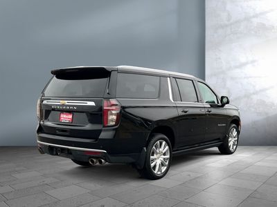 2021 Chevrolet Suburban — engine compartment view