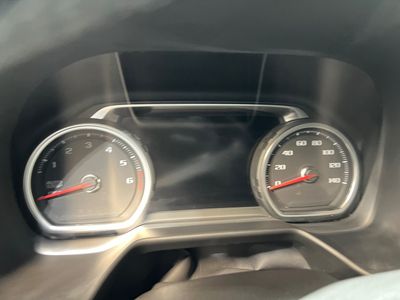 2021 Chevrolet Suburban — photo 10 view
