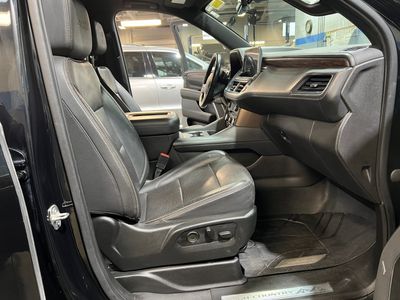 2021 Chevrolet Suburban — photo 15 view