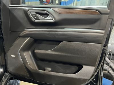 2021 Chevrolet Suburban — photo 21 view