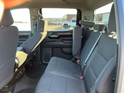 2023 Chevrolet Silverado 1500 — photo 16 view