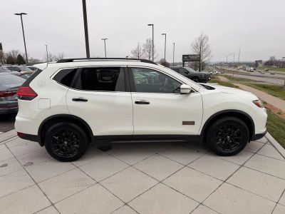 2017 Nissan Rogue - Photo 6