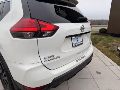 2017 Nissan Rogue - Photo 35
