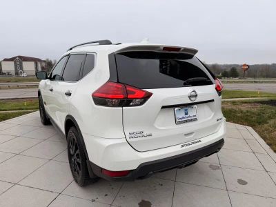 2017 Nissan Rogue - Photo 3