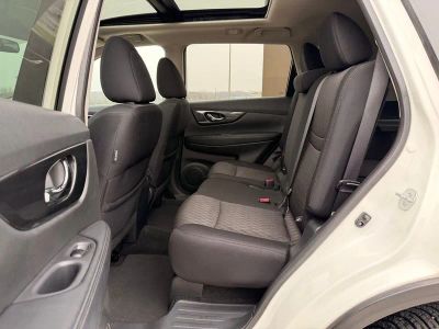 2017 Nissan Rogue - Photo 31
