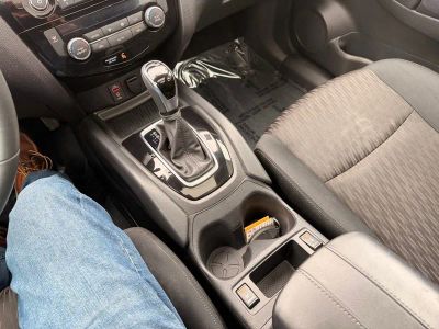 2017 Nissan Rogue - Photo 23