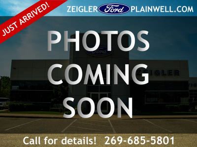 2015 Ford Expedition XL in Tuxedo Black Metallic — front three-quarter view