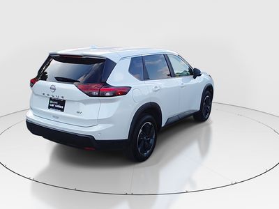 2024 Nissan Rogue — photo 7 view