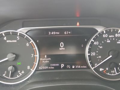 2024 Nissan Rogue — photo 14 view
