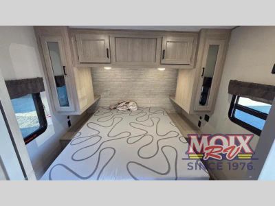 2026 Coachmen RV Catalina Legacy Edition - Photo 21
