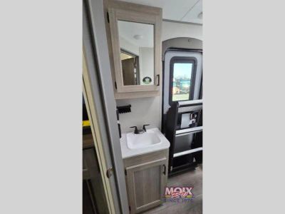 2026 Coachmen RV Catalina Legacy Edition - Photo 19