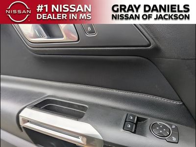 2021 Ford Mustang - Photo 16